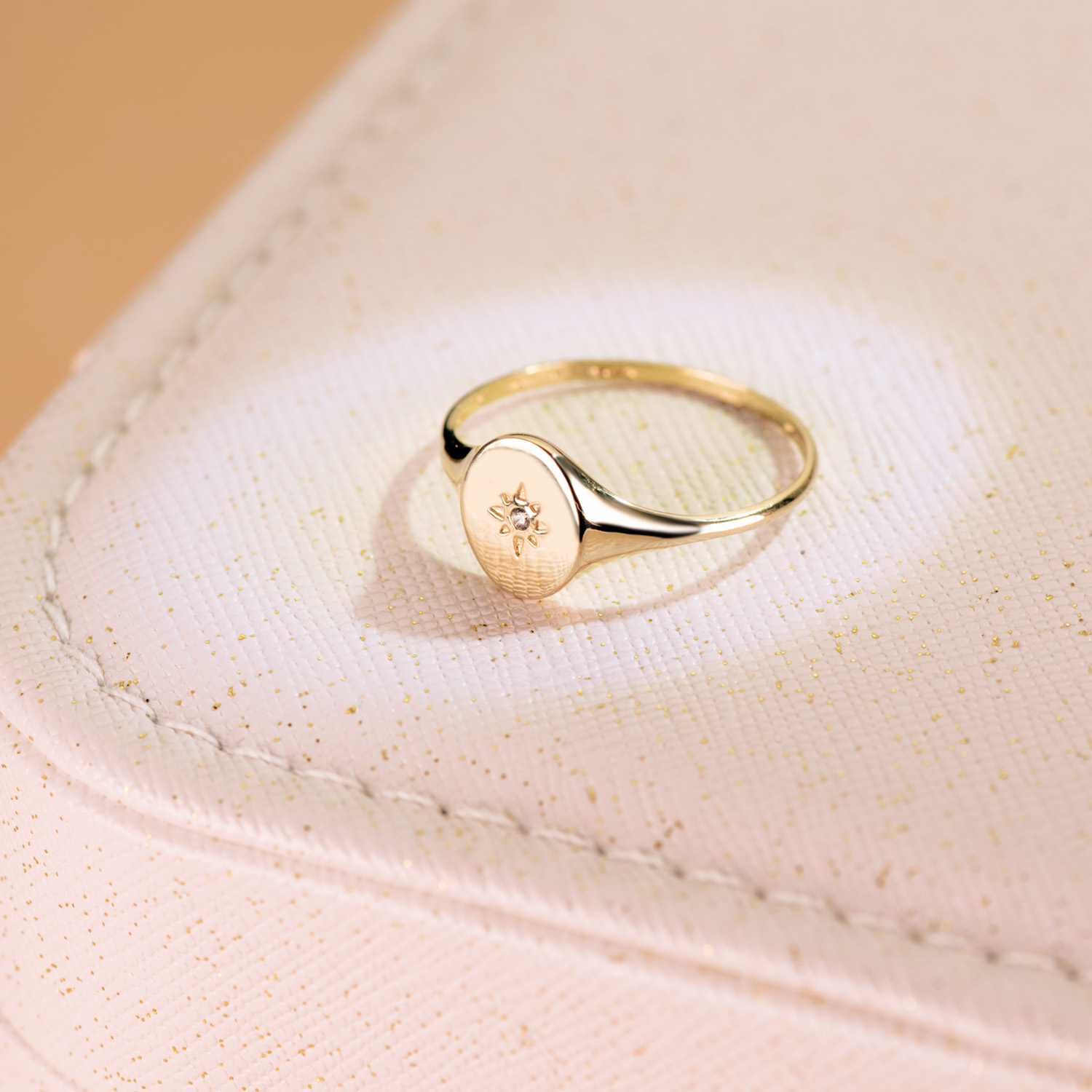 18K SELLO ORO AMARILLO MUJER CABEZA OVAL CON CIRCONITA 9X8 MM - Imagen 2