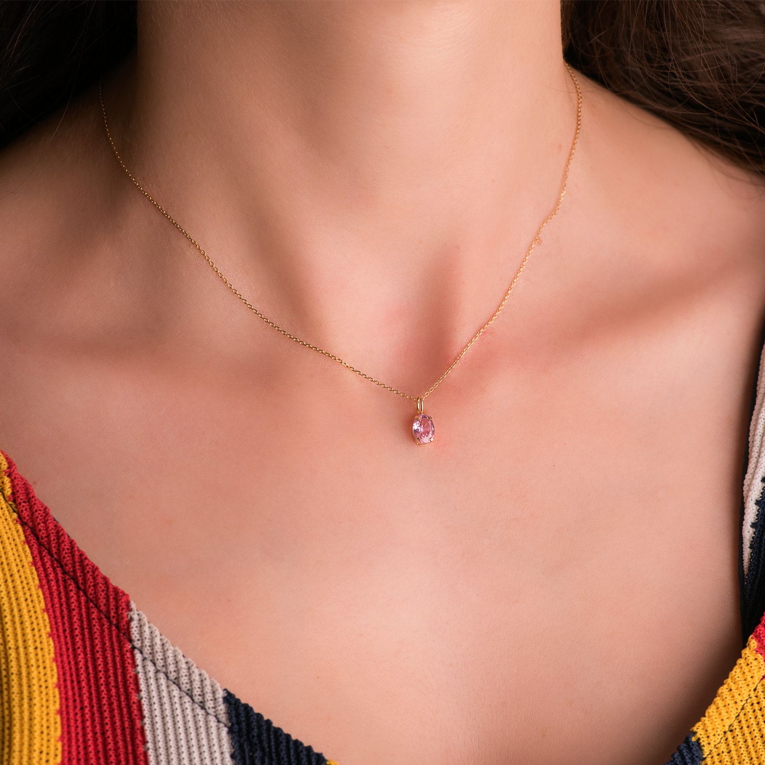 18K COLGANTE ORO AMARILLO OVAL PIEDRA ROSA 7 X 5 MM. - Imagen 2