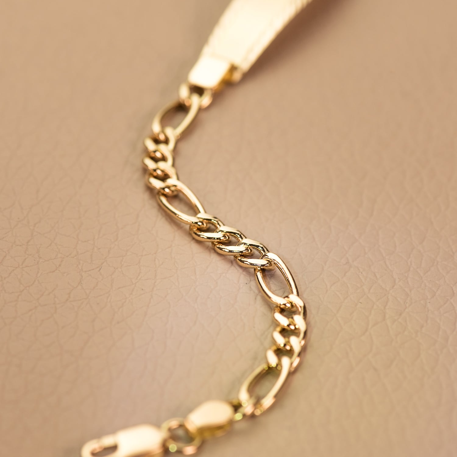 18K ESCLAVA ORO AMARILLO COMUNION CARTIER HUECA LARGO: 18CM ANCHO: 4MM - Imagen 3