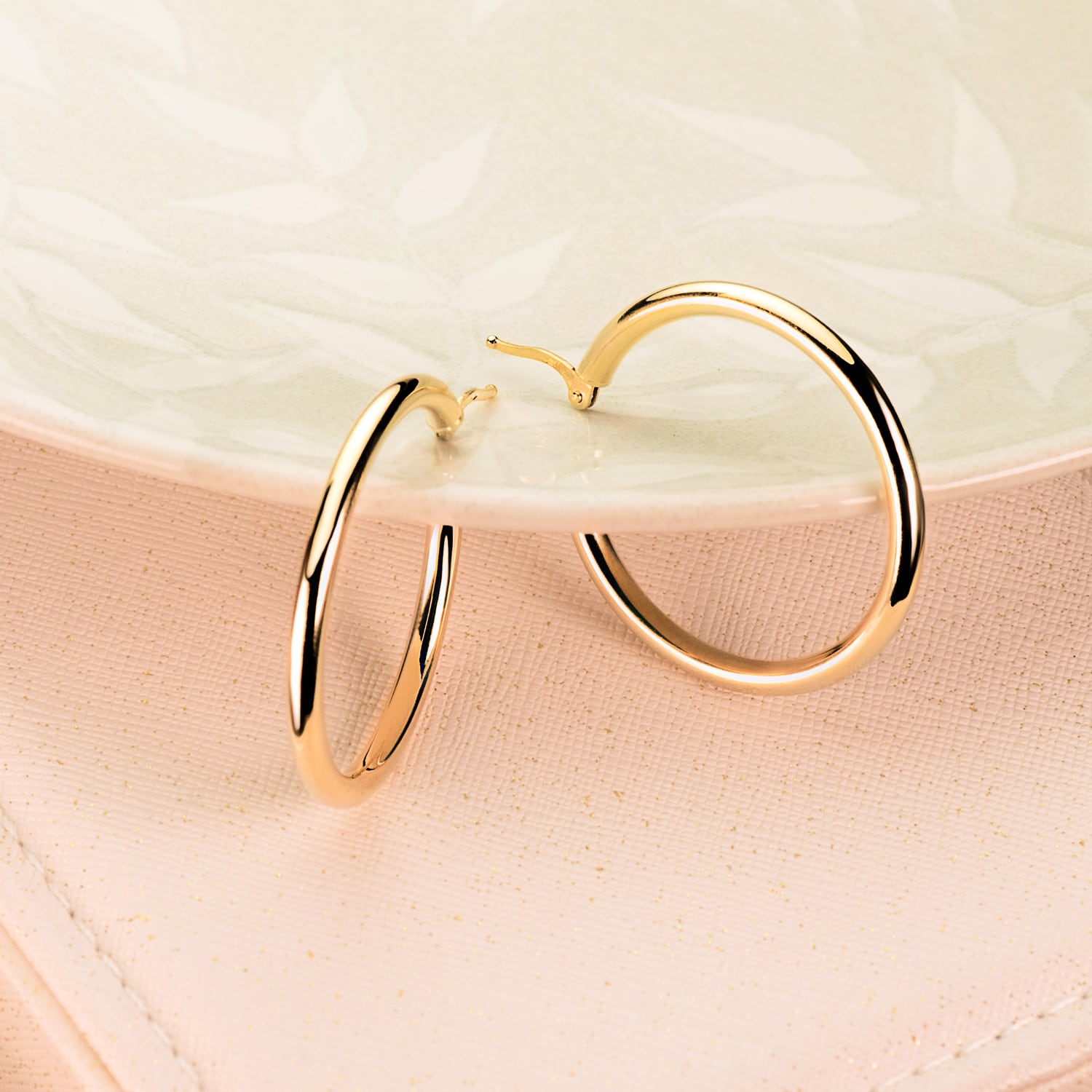 9K AROS ORO AMARILLO REDONDOS HUECOS 35X3 MM - Imagen 3