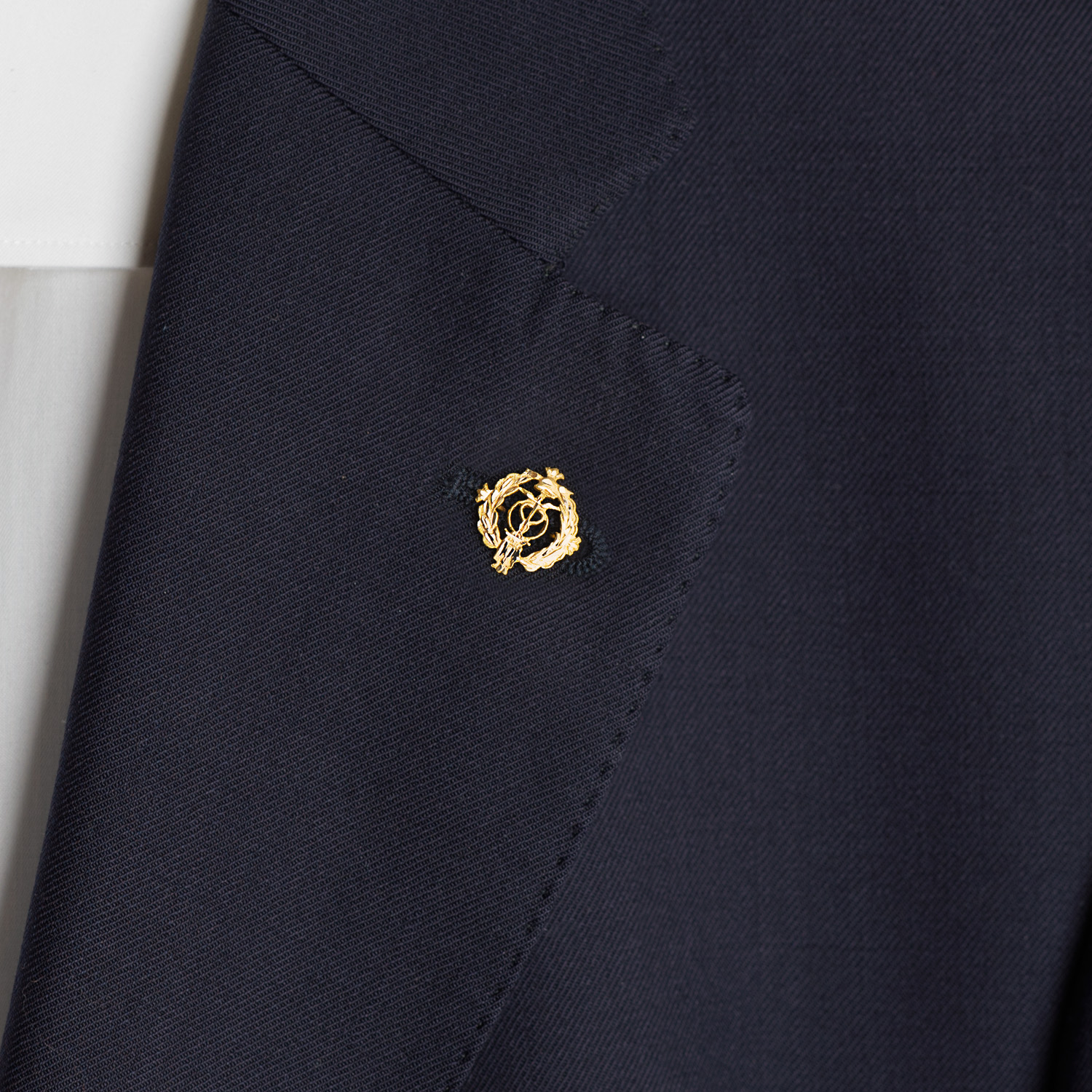 18K INSIGNIA ORO AMARILLO AGENTE COMERCIAL. 16 X 16 MM - Imagen 2