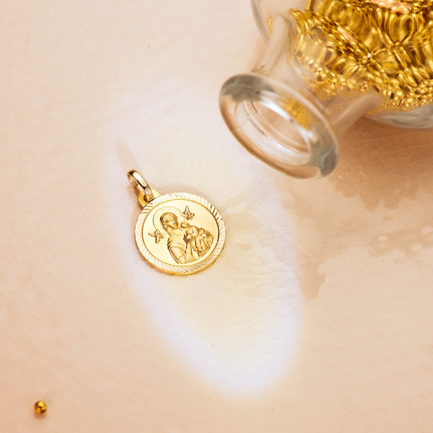 9K MEDALLA VIRGEN PERPETUO SOCORRO BORDE HELICE 16 MM - Imagen 2