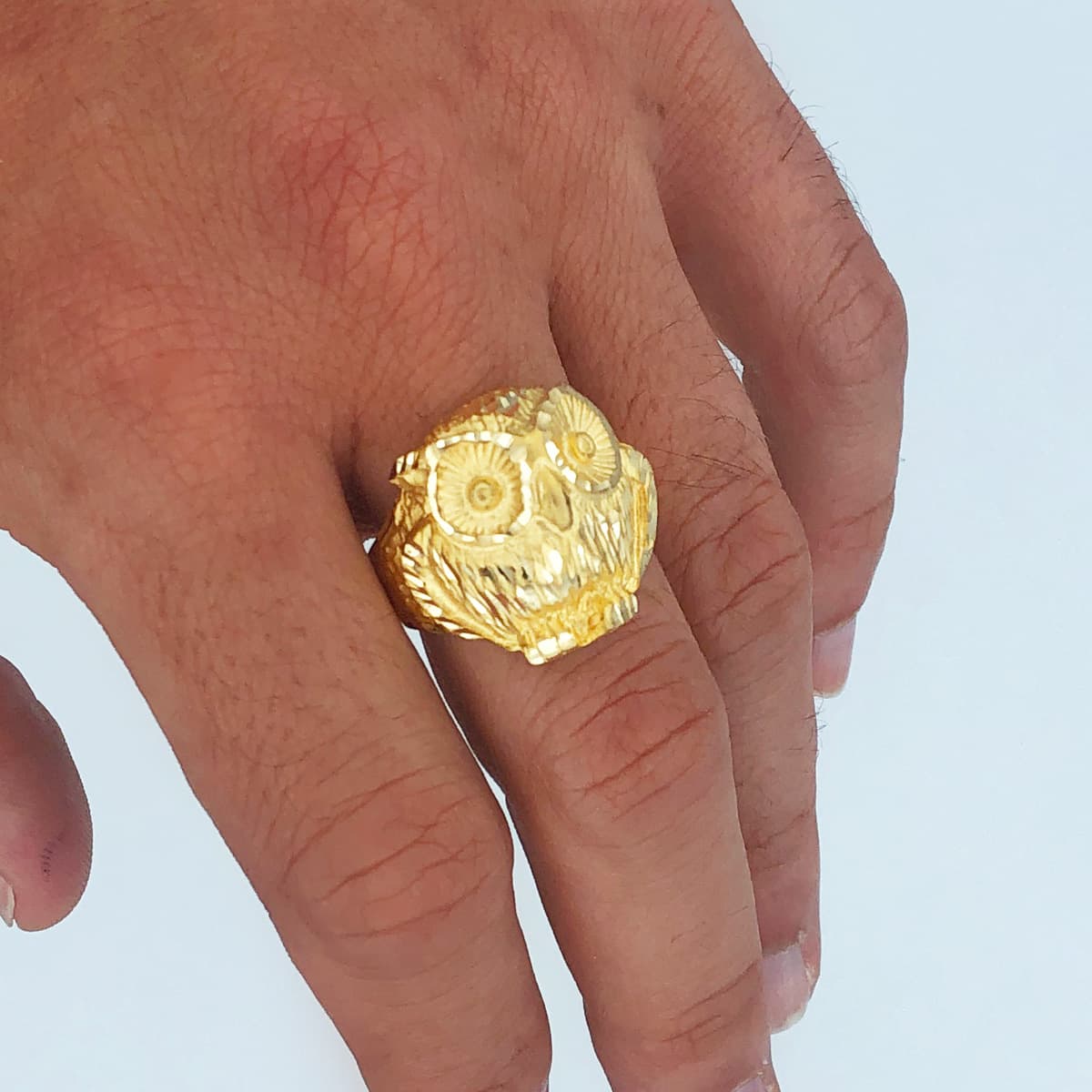 18K SELLO ORO AMARILLO MACIZO CABEZA DE BUHO TALLADO 22X22 MM - Imagen 2